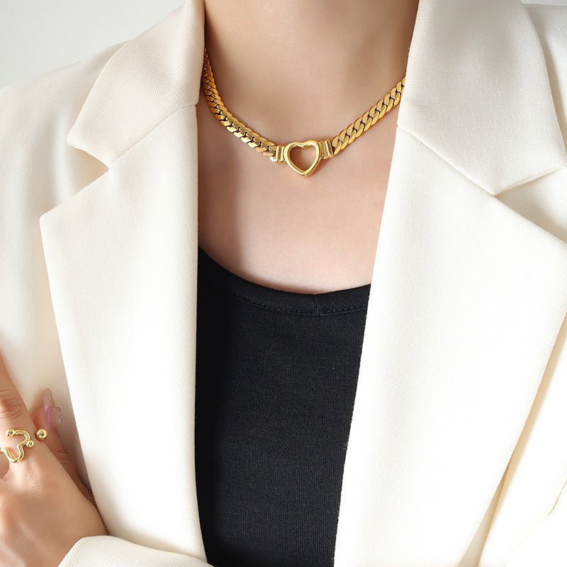 Noor Heart Necklace