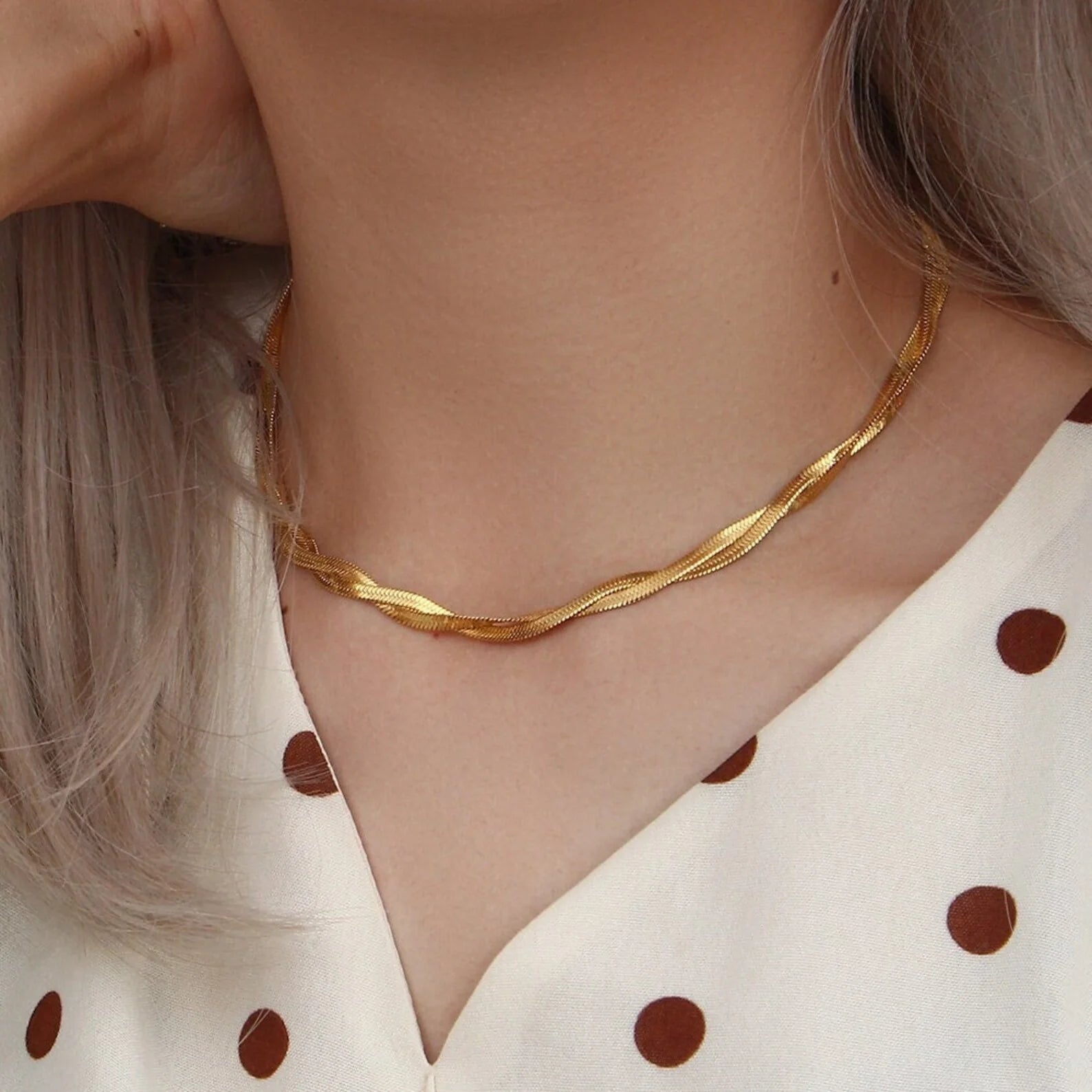 Elspeth Twist Necklace