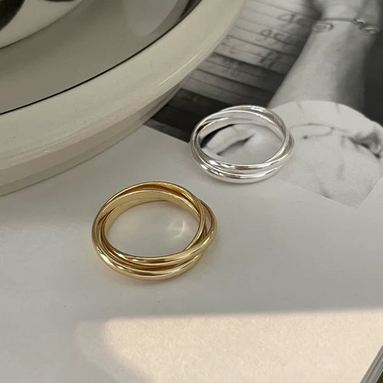 Esme Loop Ring