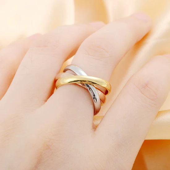 Esme Loop Ring