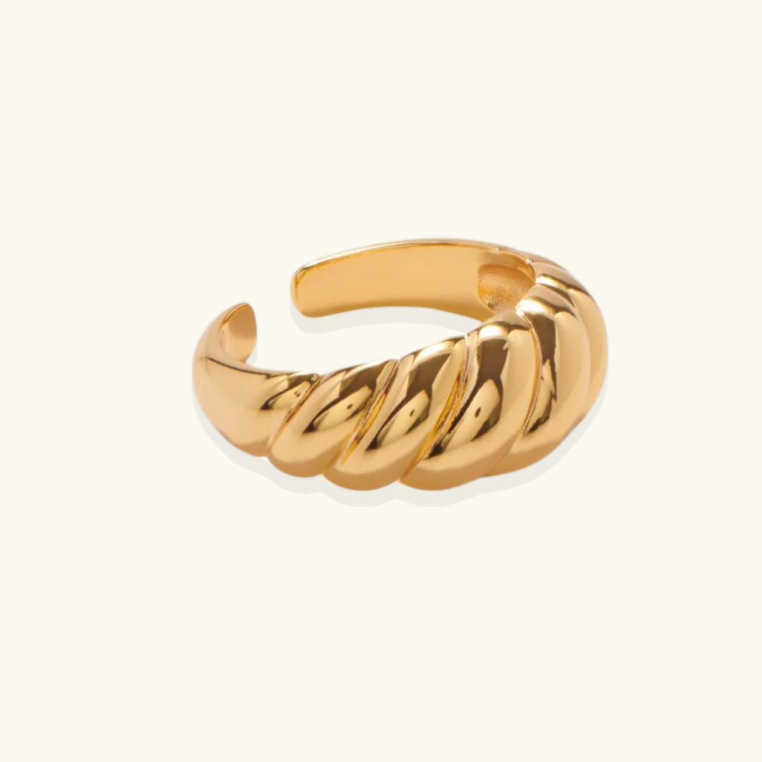 Liorah Twisted Ring