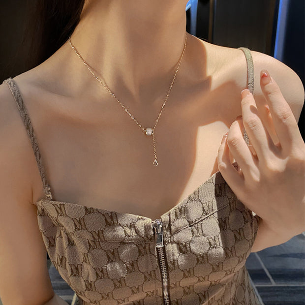 Lia Gold Clavicle Necklace