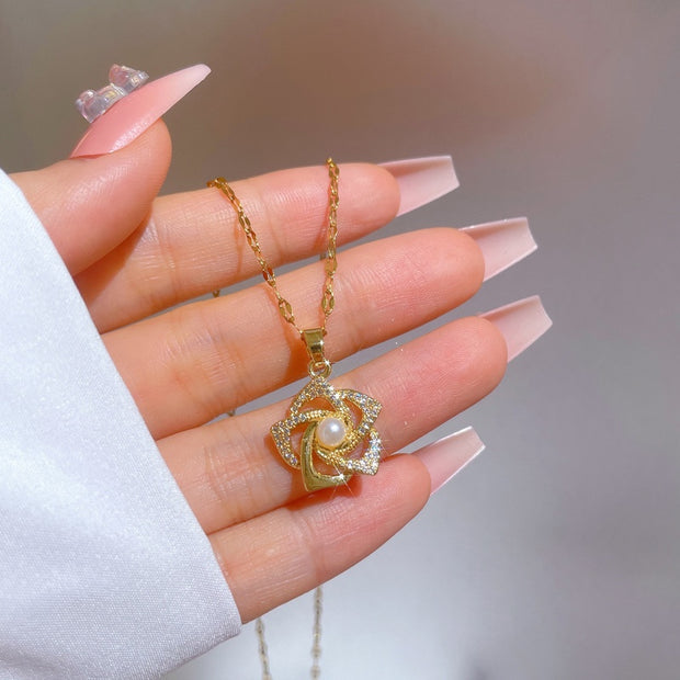 Orient's Flower Pearl Pendant