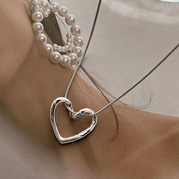 Dara Silver Heart Necklace