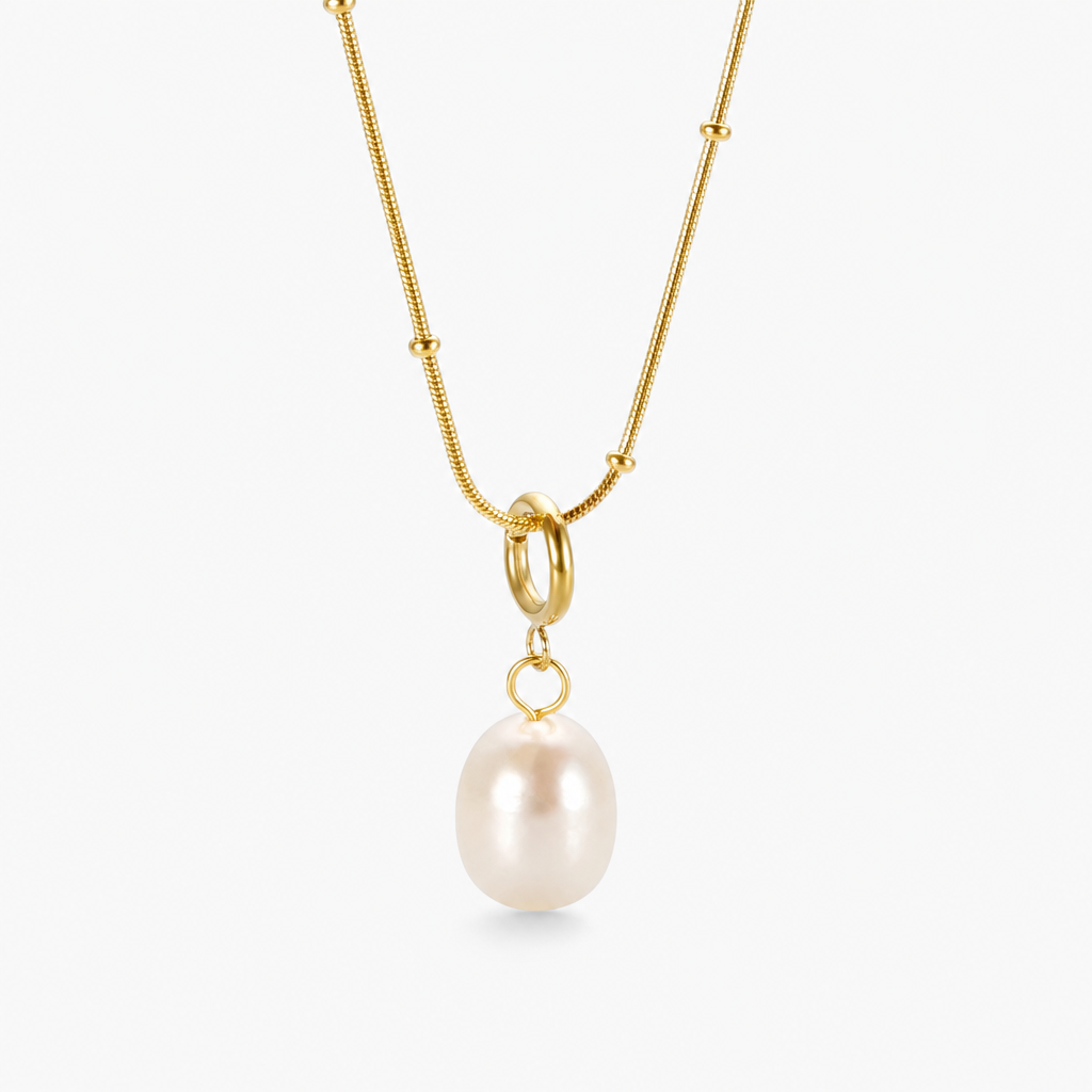 Zephyra Pearl Necklace