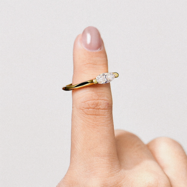 Elysia Marquise Light Ring