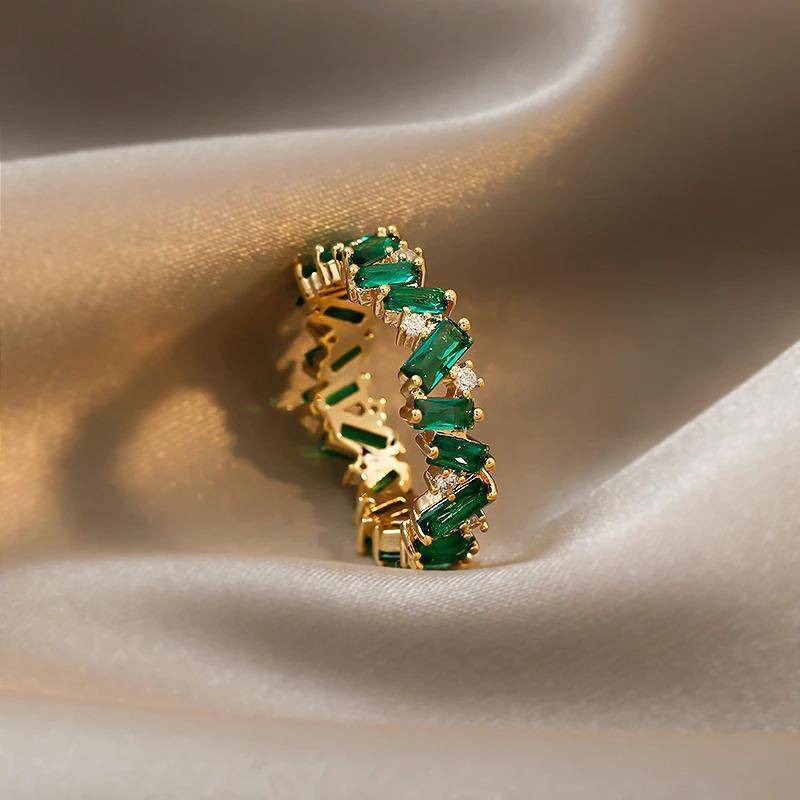mimi❣️ザンビアエメラルド＆カボションルビーのリング15号 The Bohemian Esmeralda Band Ring – Vivori Jewels