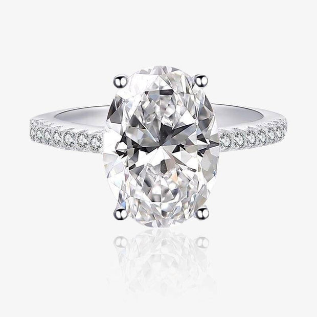 The Ivyial Oval Cut Ring